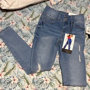 YMI Women's Skinny Jeans in Light/Medium Blue Wash